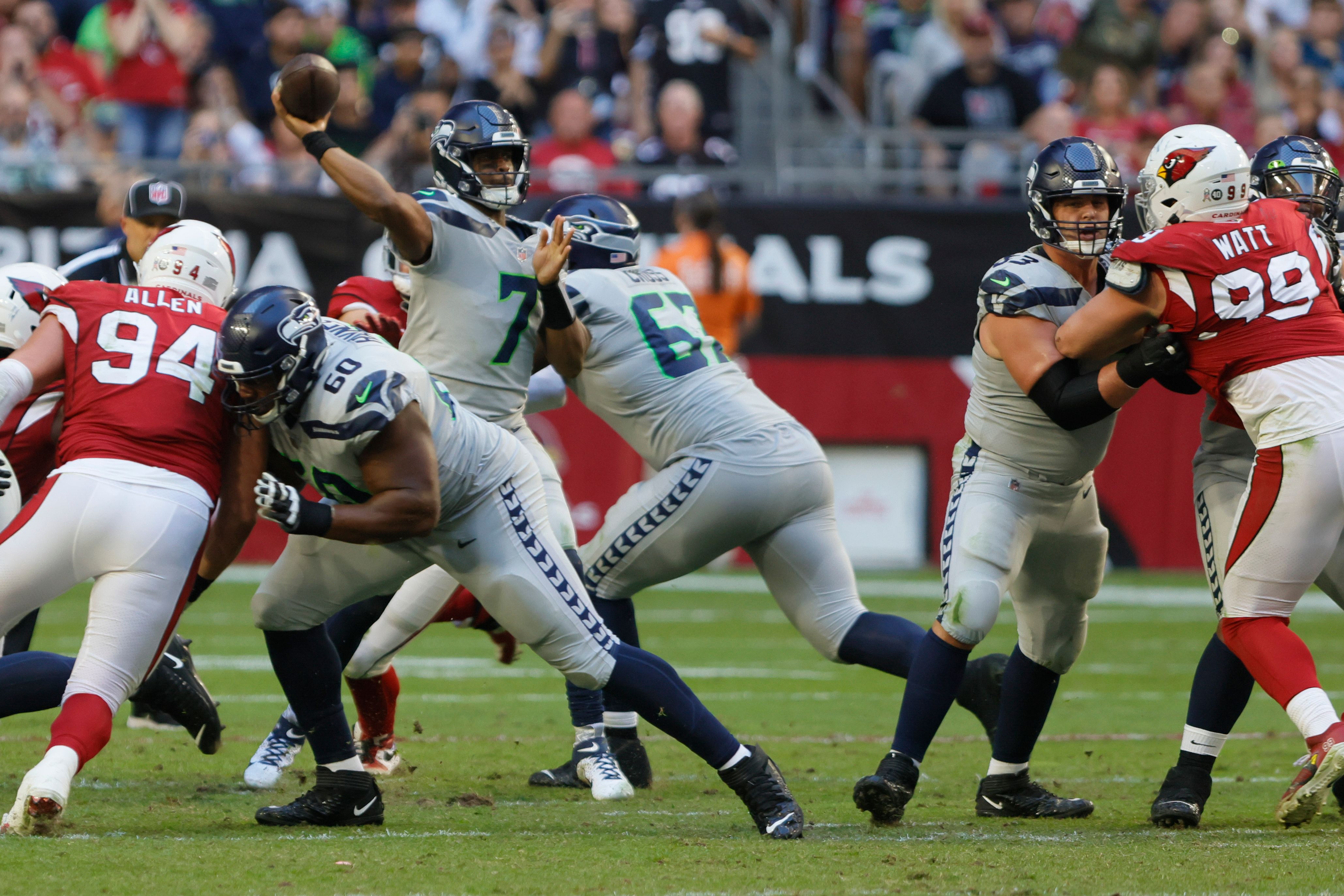 Interior Offensive Line Play Takes Center Stage as Seattle Seahawks Face Tampa Bay Buccaneers in Munich - Sports Illustrated Seattle Seahawks News, Analysis and More - Vimarsana News