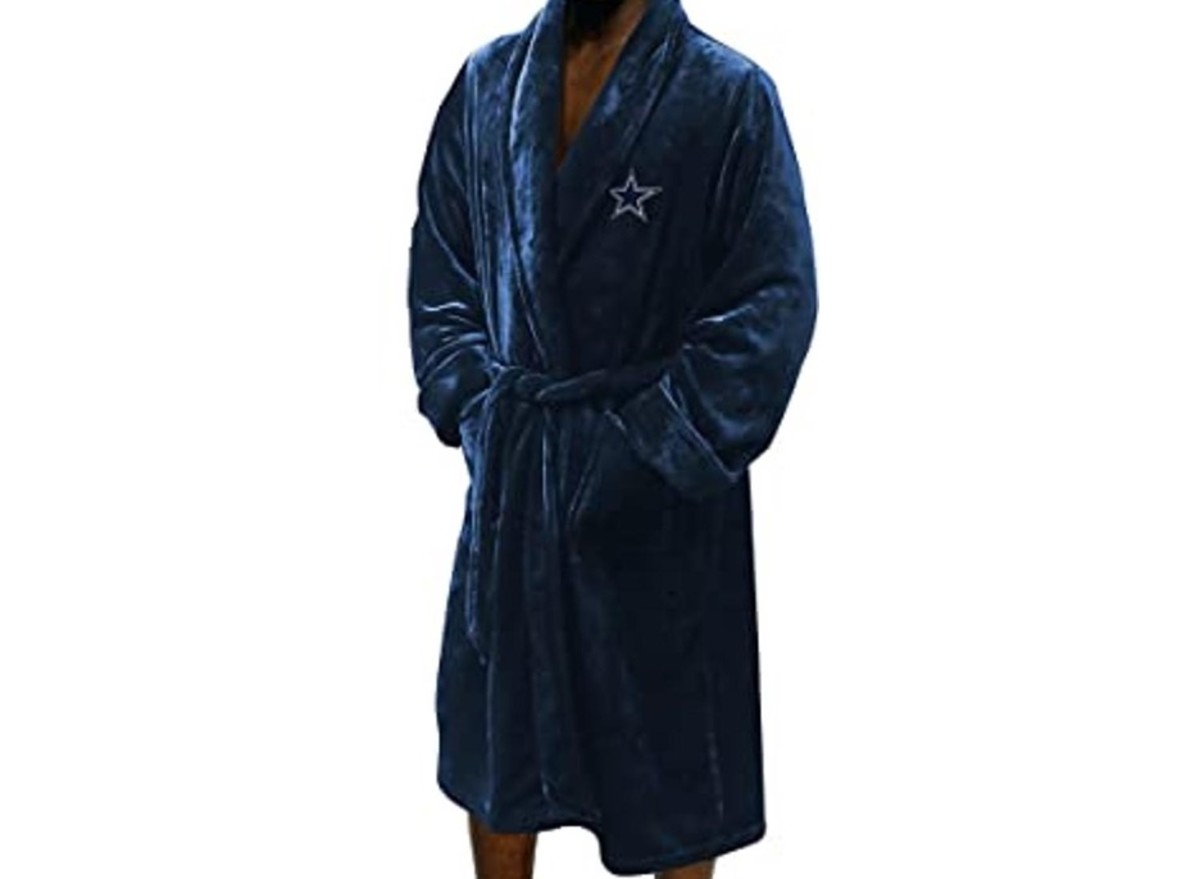 Silky fan bathrobe