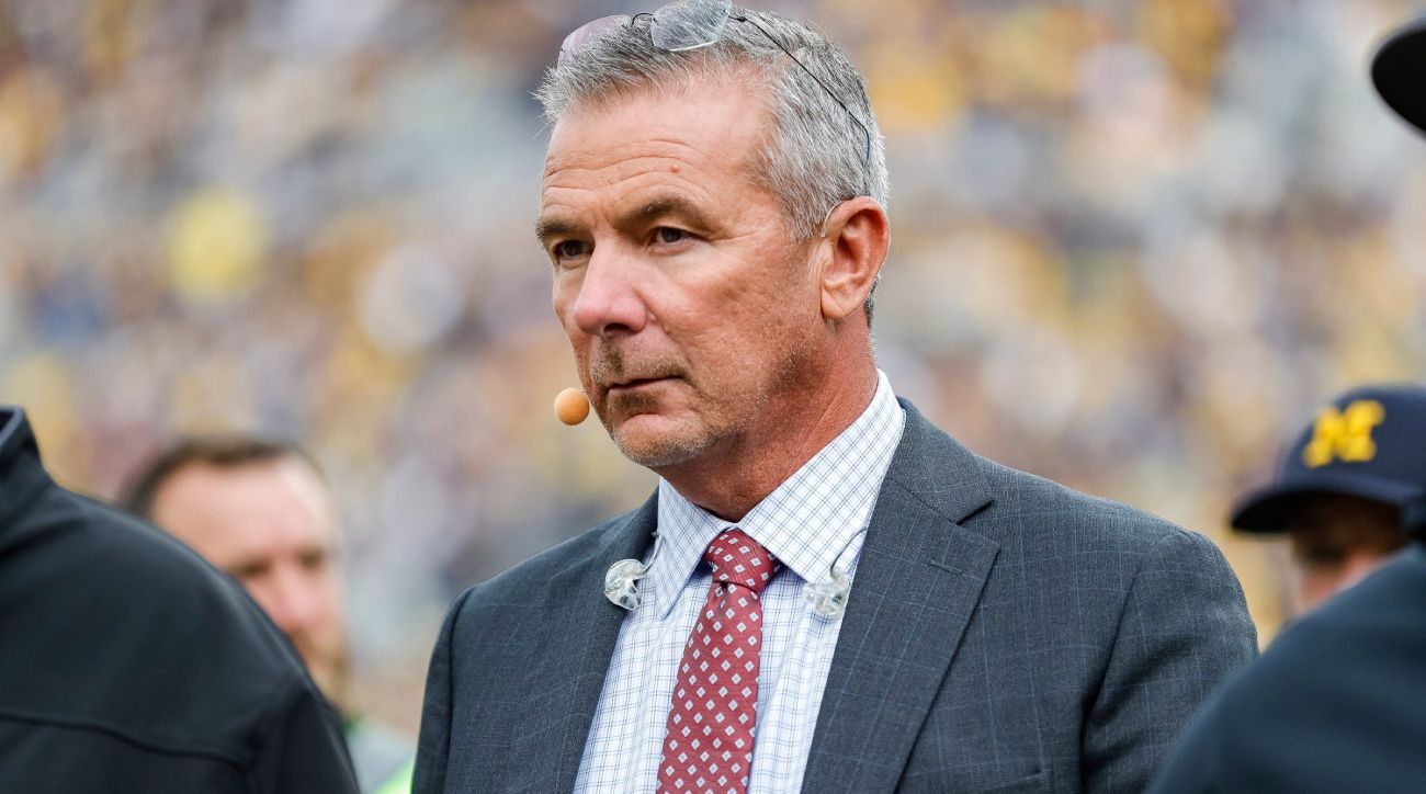 Urban Meyer Sent Home With Illness From Ohio State-Indiana by Fox - Vimarsana News