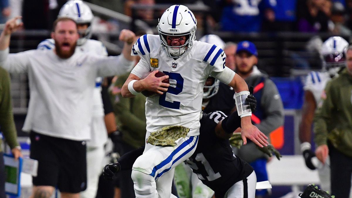 Matt Ryan Run vs Raiders Gary A. Vasquez-USA TODAY Sports
