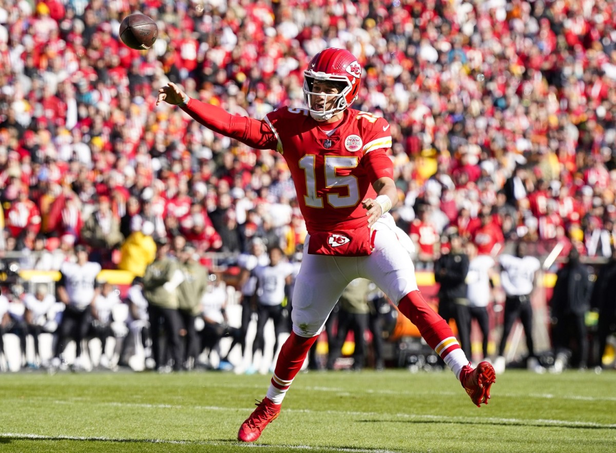 Chiefs quarterback Patrick Mahomes has mastered the art of the off-balance throw, including this pass in Week 10 against the Jaguars.