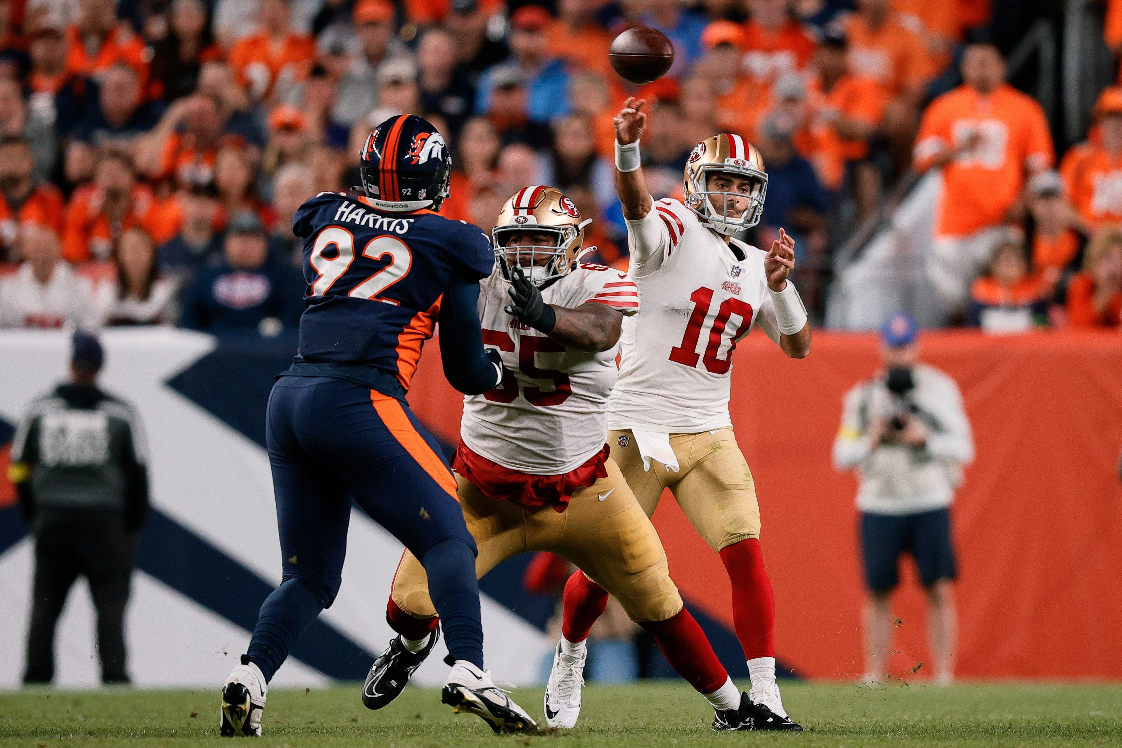 Aaron Banks is Solidifying Himself as a HighEnd Starter for the 49ers