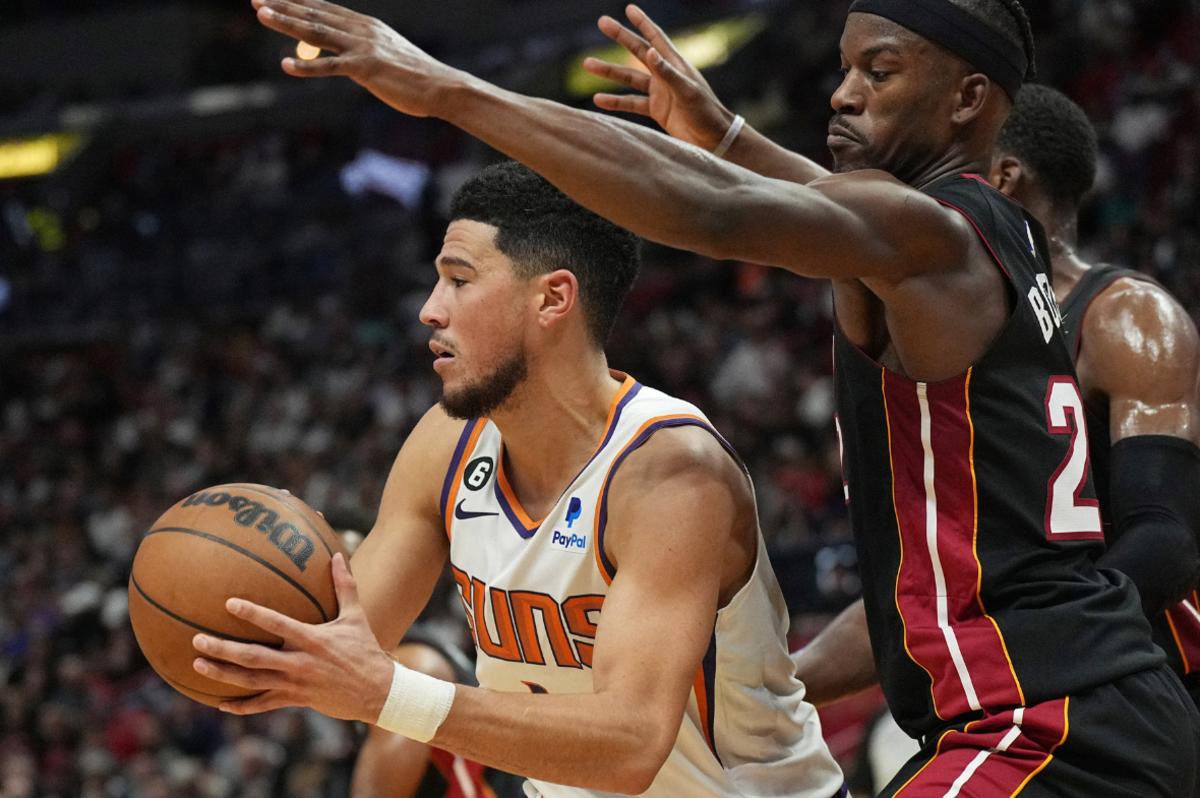 The combination of Devin Booker and Deandre Ayton have the Suns playing hot. 
