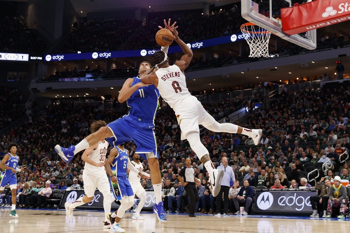 Philadelphia 76ers vs. Milwaukee Bucks Live Stream, TV Channel, Start