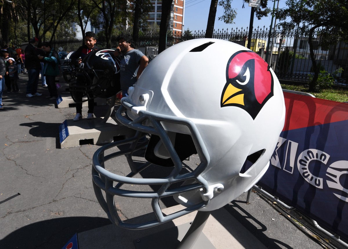 Cardinals Helmet Mexico