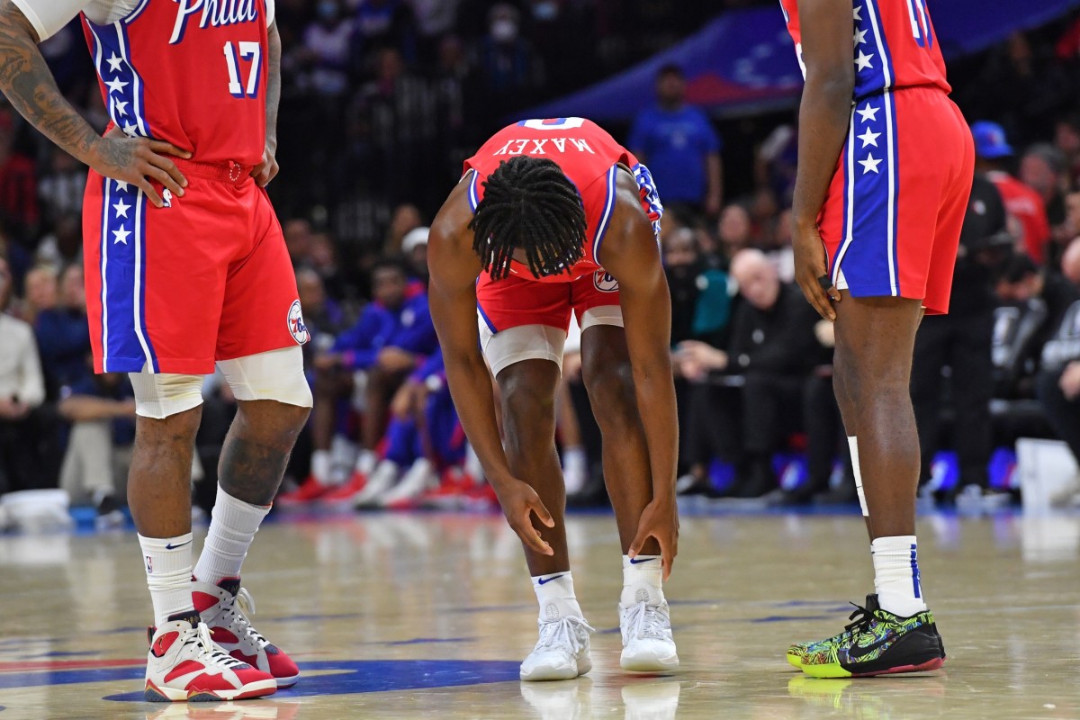 76ers' Tyrese Maxey Suffers Foot Injury vs. Bucks Sports Illustrated