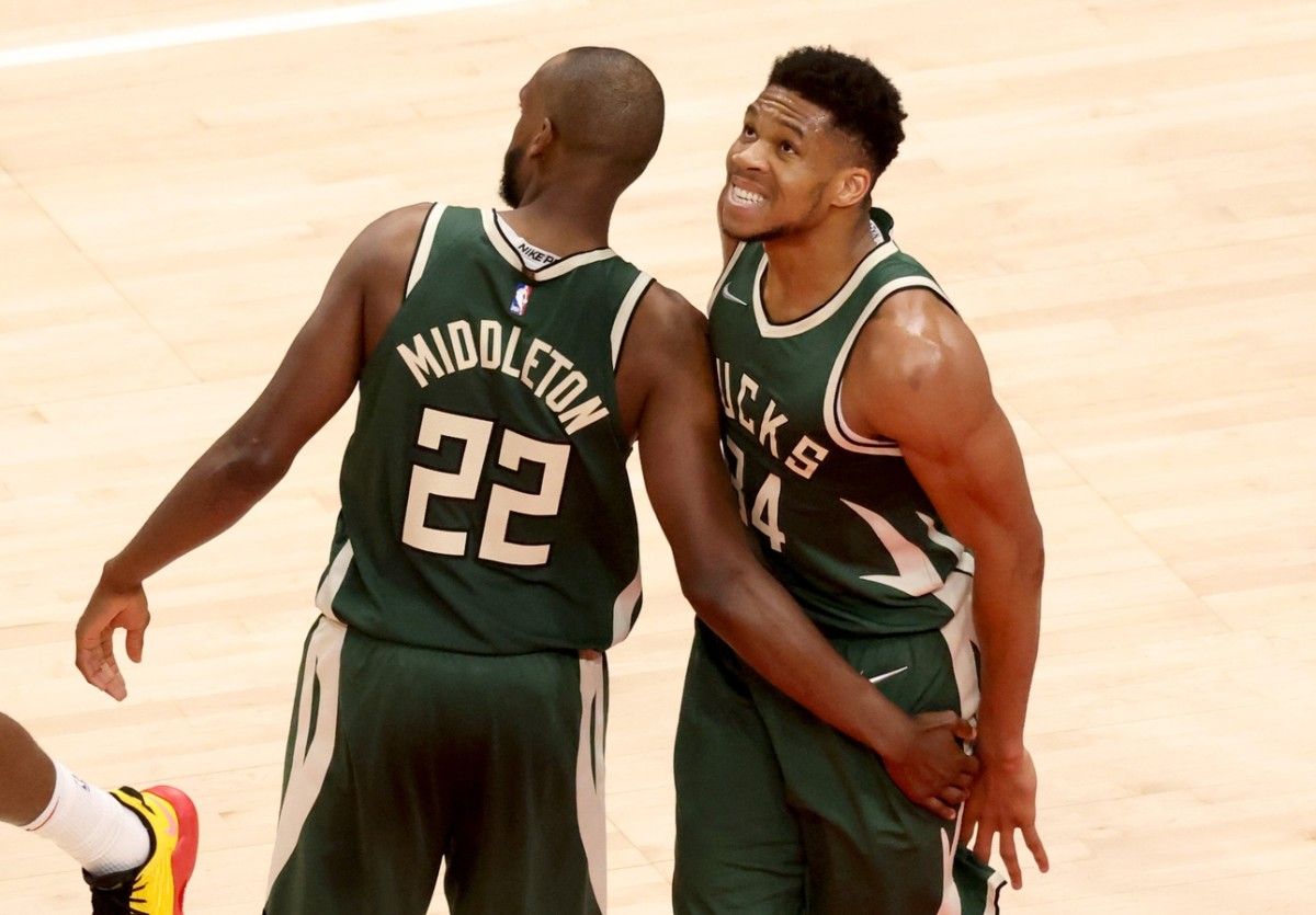 Khris Middleton's Injury Status For Bucks-76ers Game - BVM Sports