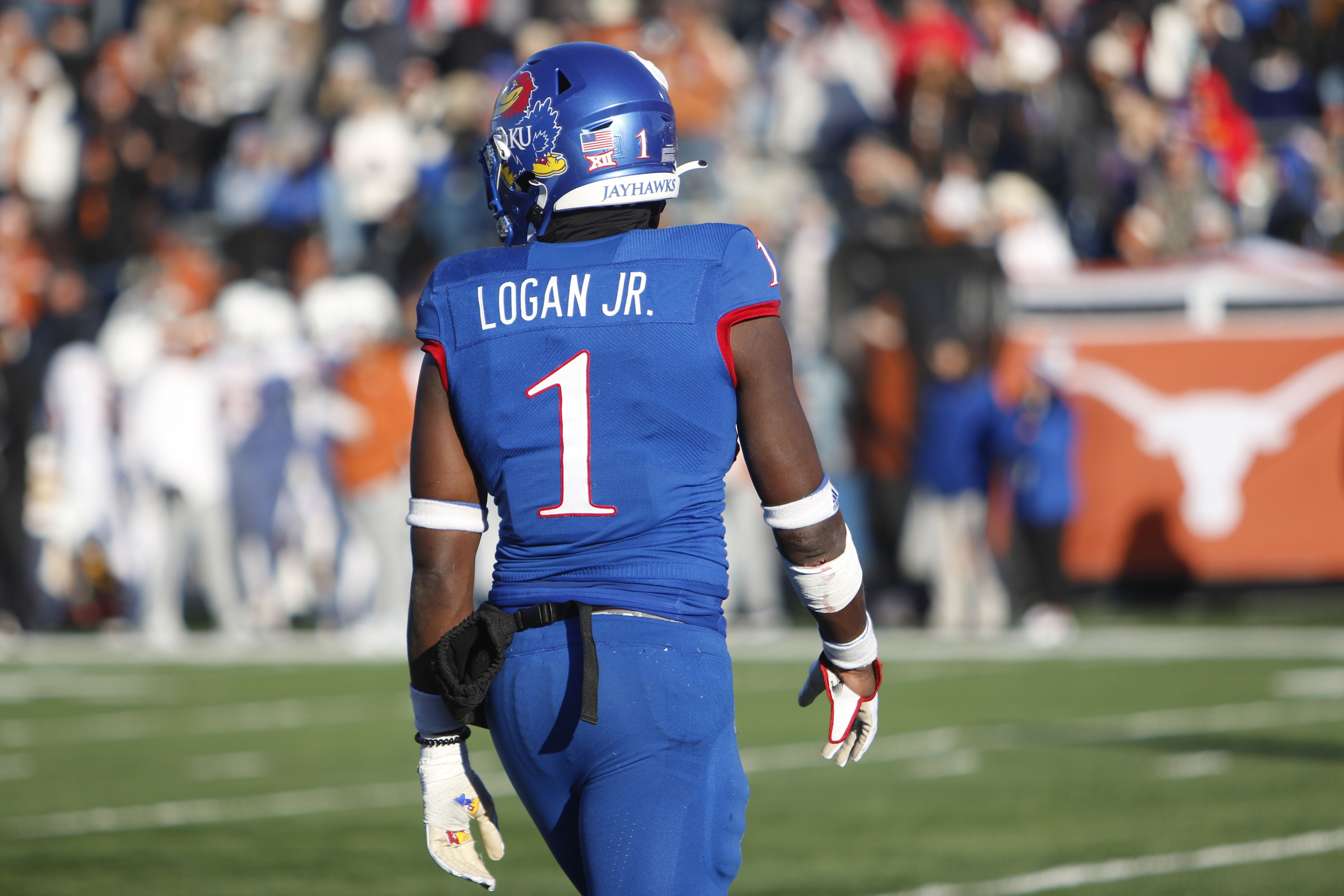 Texas Longhorns at Kansas Jayhawks Statistical Recap: No Silver Lining Here - Vimarsana News