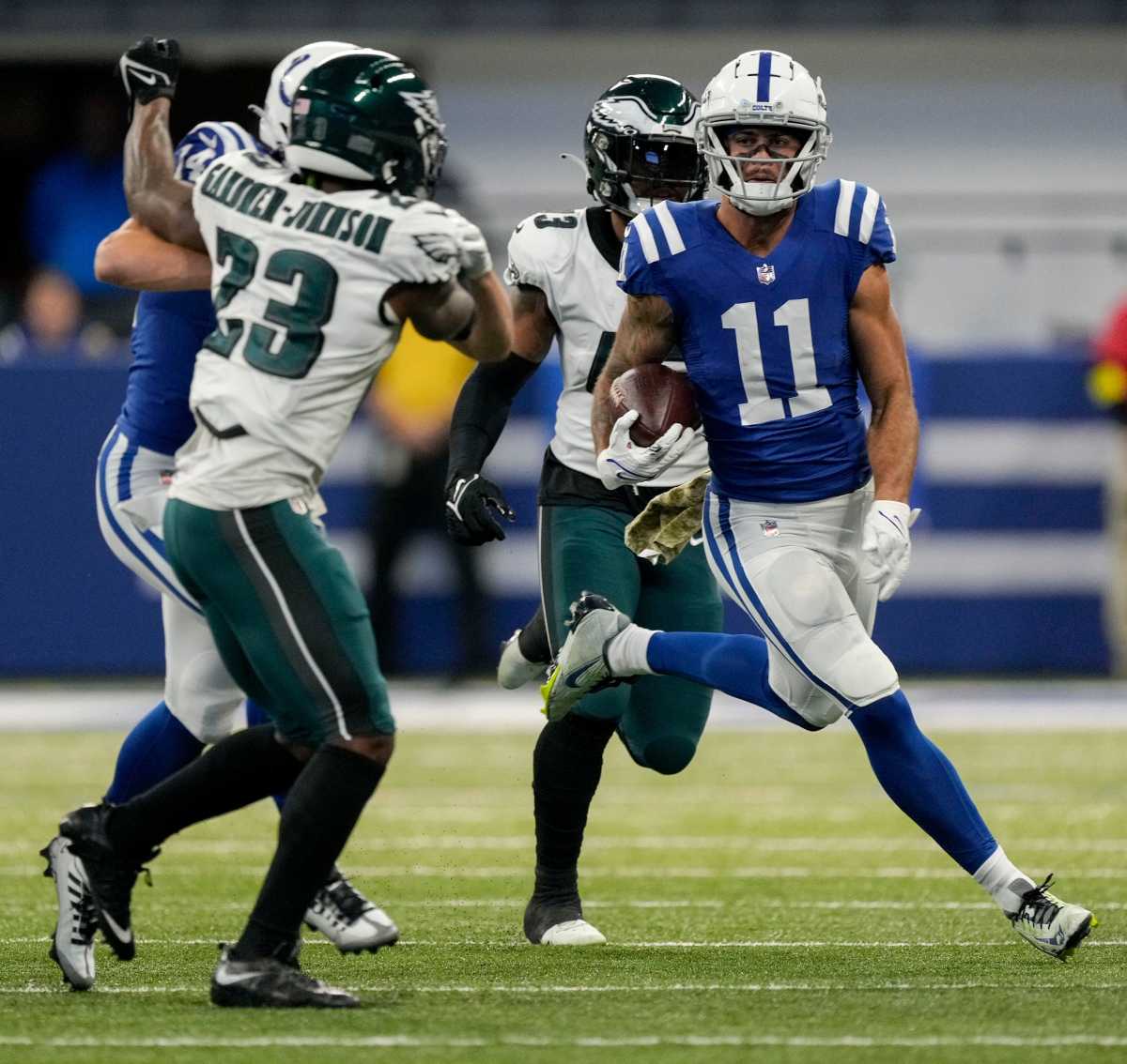 Indianapolis Colts wide receiver Michael Pittman Jr. (11) runs with the ball Sunday, Nov. 20, 2022, during a game against the Philadelphia Eagles at Lucas Oil Stadium in Indianapolis.