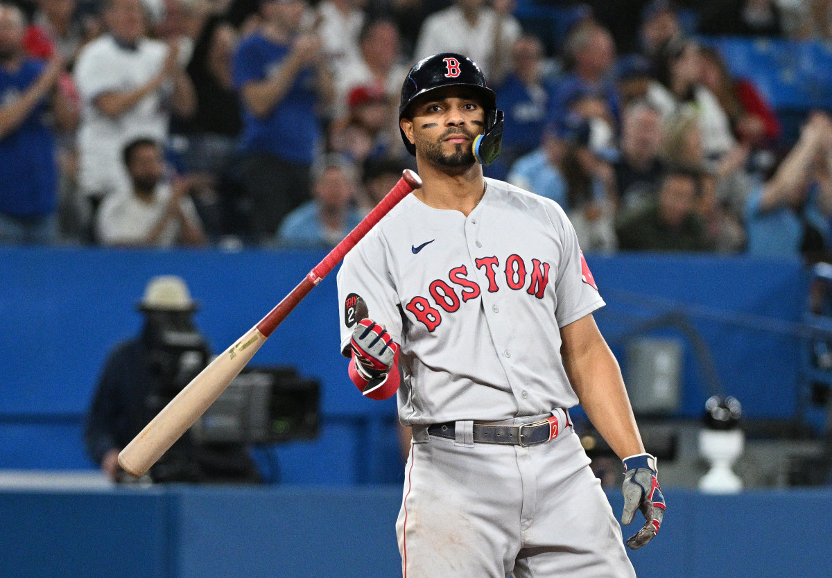 Boston Red Sox shortstop Xander Bogaerts reacts after striking out swinging against the Toronto Blue Jays. (2022)