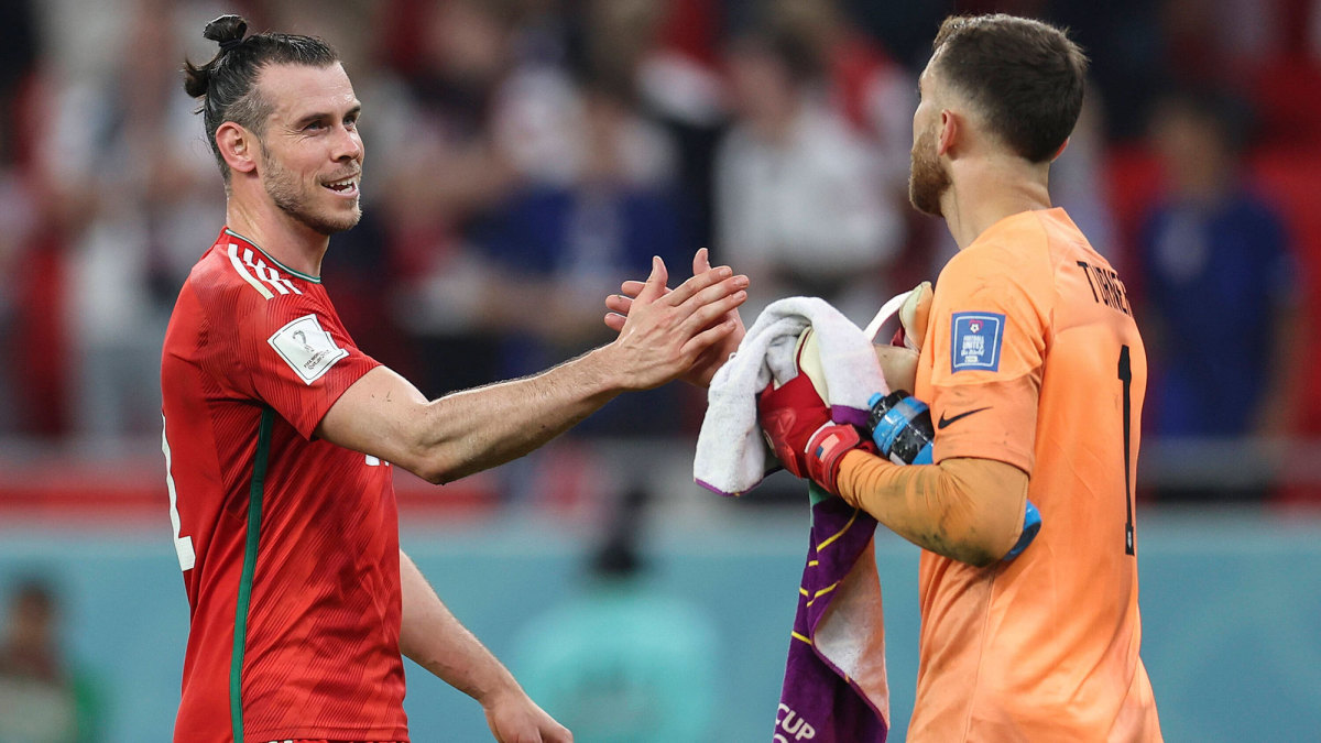 Gareth Bale shakes Matt Turner’s hand after Wales’s 1-1 draw with the USMNT