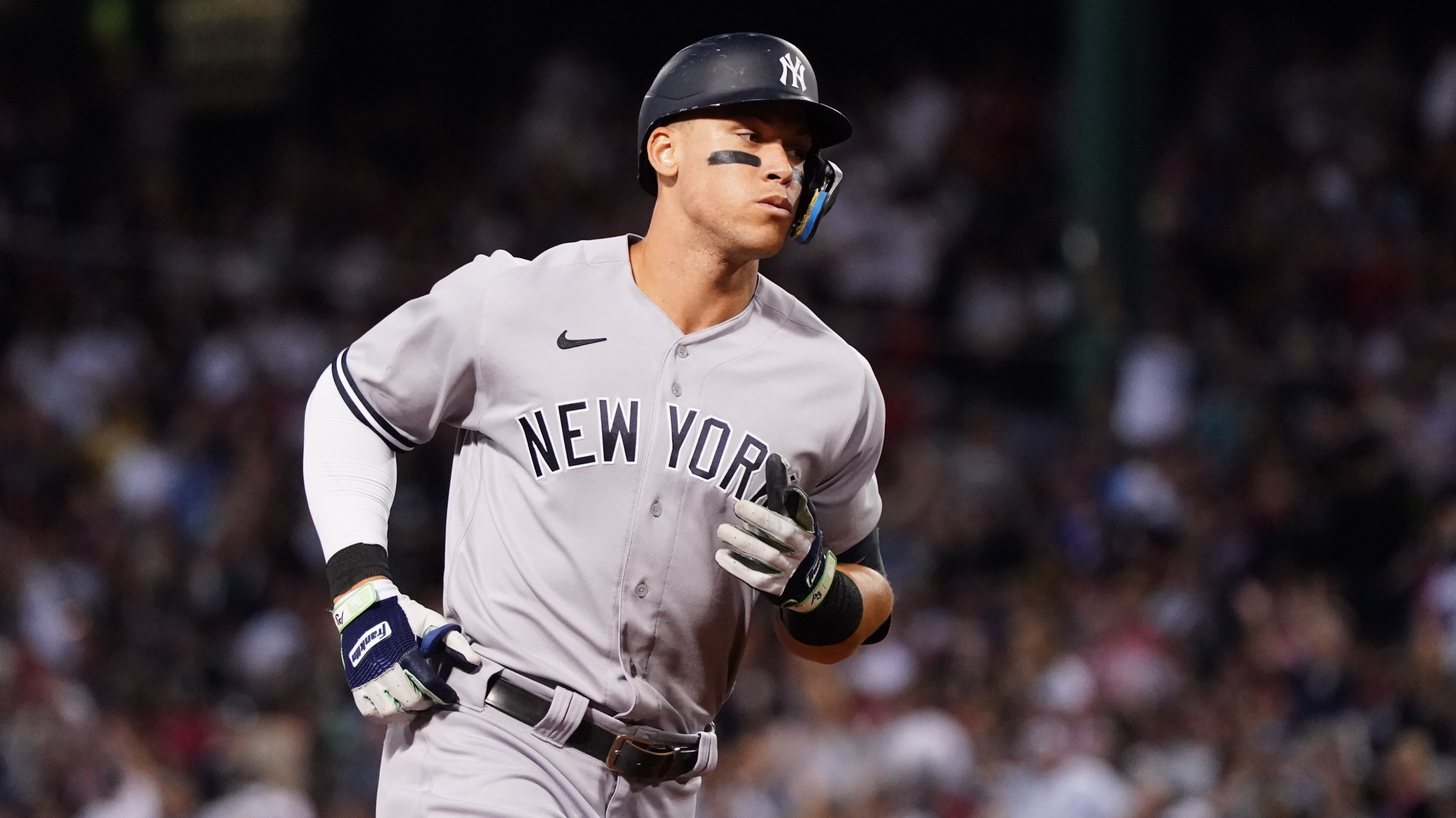 Aaron Judge Arrives in San Francisco to Meet With Giants, per Report thumbnail
