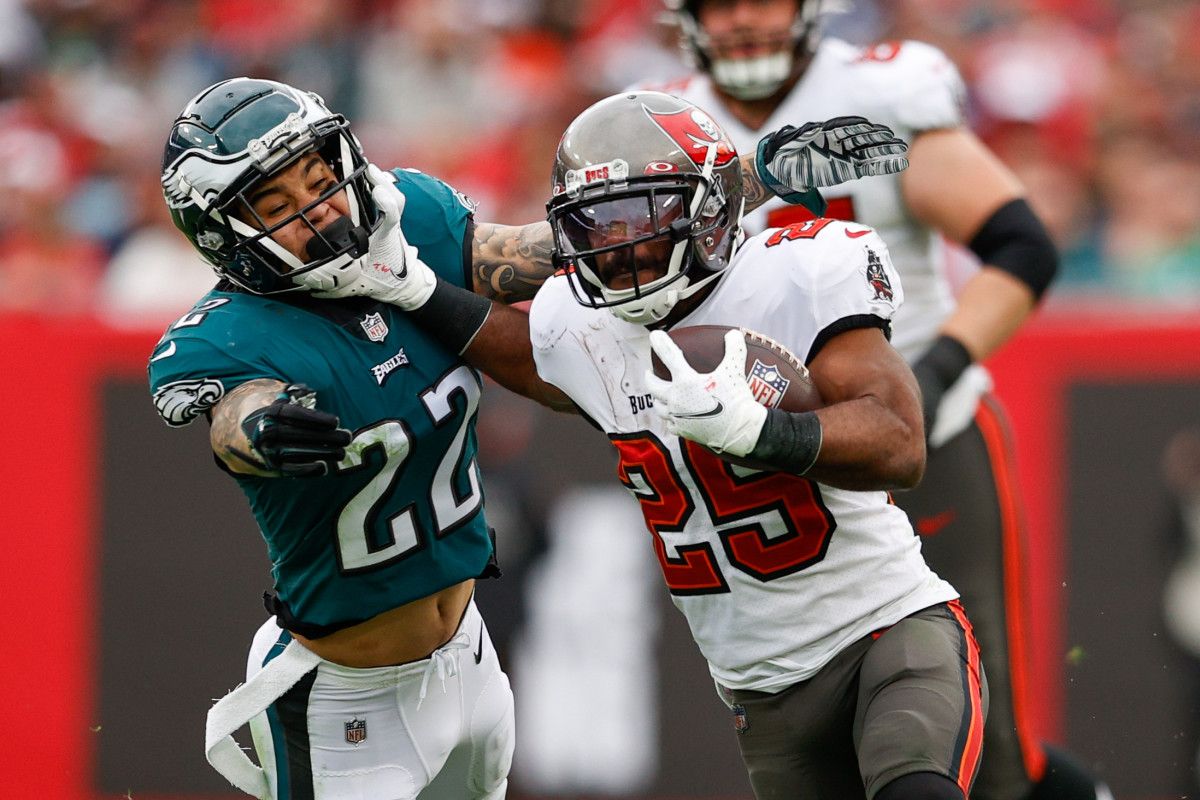 Veteran Running Back Set to Return for the Buccaneers - Vimarsana News