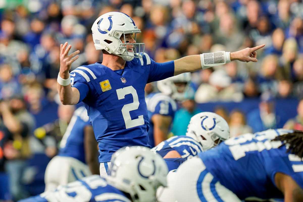 Indianapolis Colts quarterback Matt Ryan (2) signals to the Indianapolis Colts offense Sunday, Nov. 20, 2022, during a game against the Philadelphia Eagles at Lucas Oil Stadium in Indianapolis.