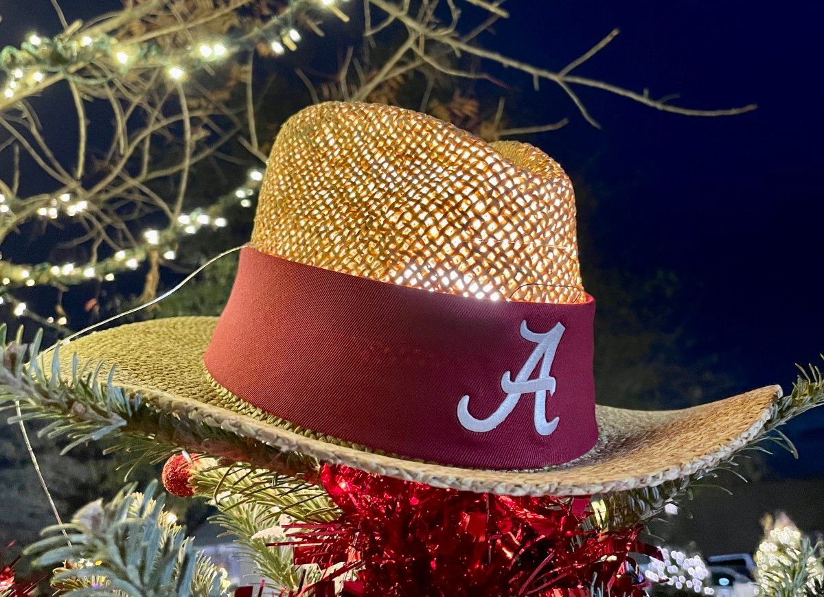 All Things CW: Holiday Season, Alabama Early Signing Period Edition - Vimarsana News