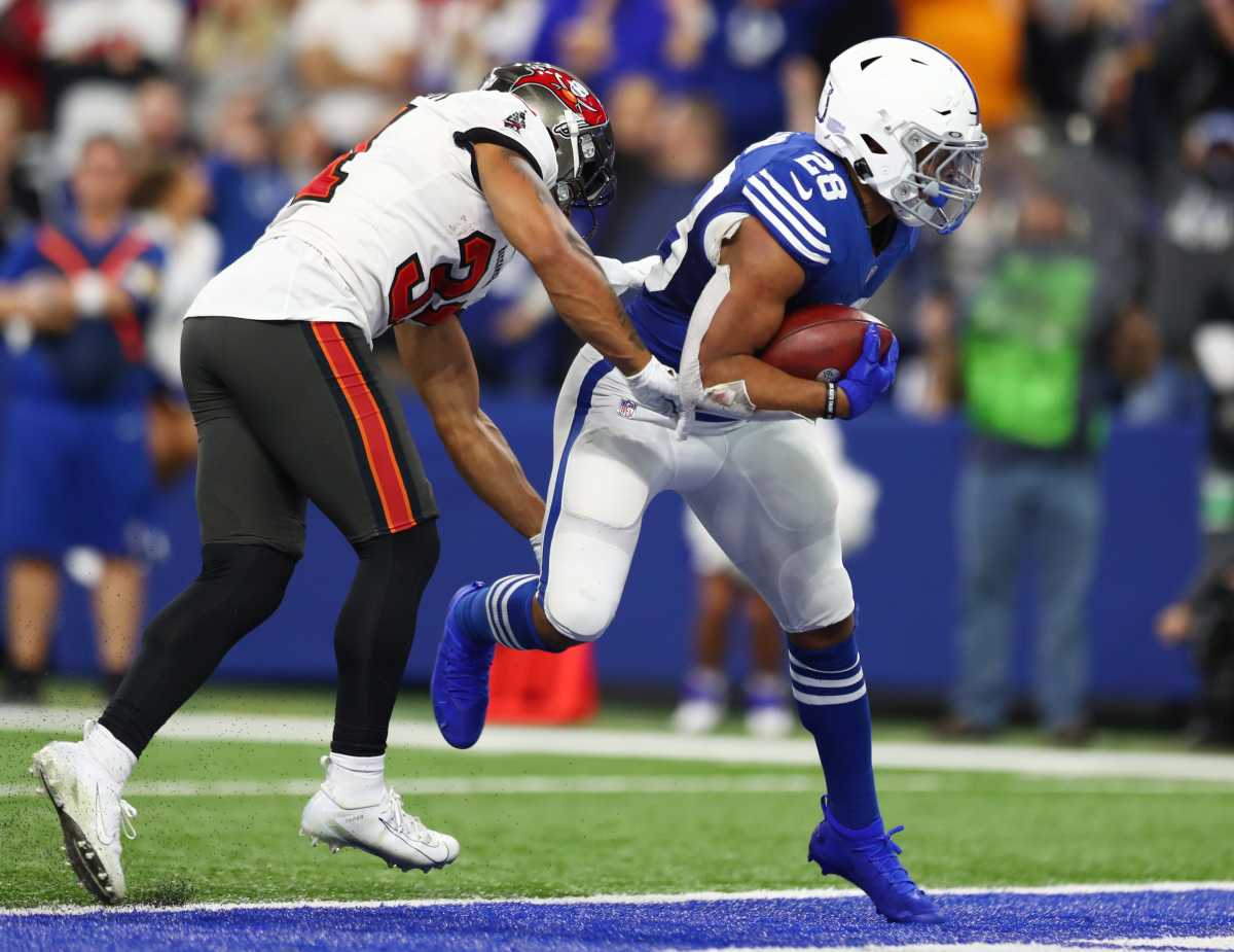 Indianapolis Colts running back Jonathan Taylor (28) goes in for a late game touchdown Sunday, Nov. 28, 2021, during a game against the Tampa Bay Buccaneers at Lucas Oil Stadium in Indianapolis.