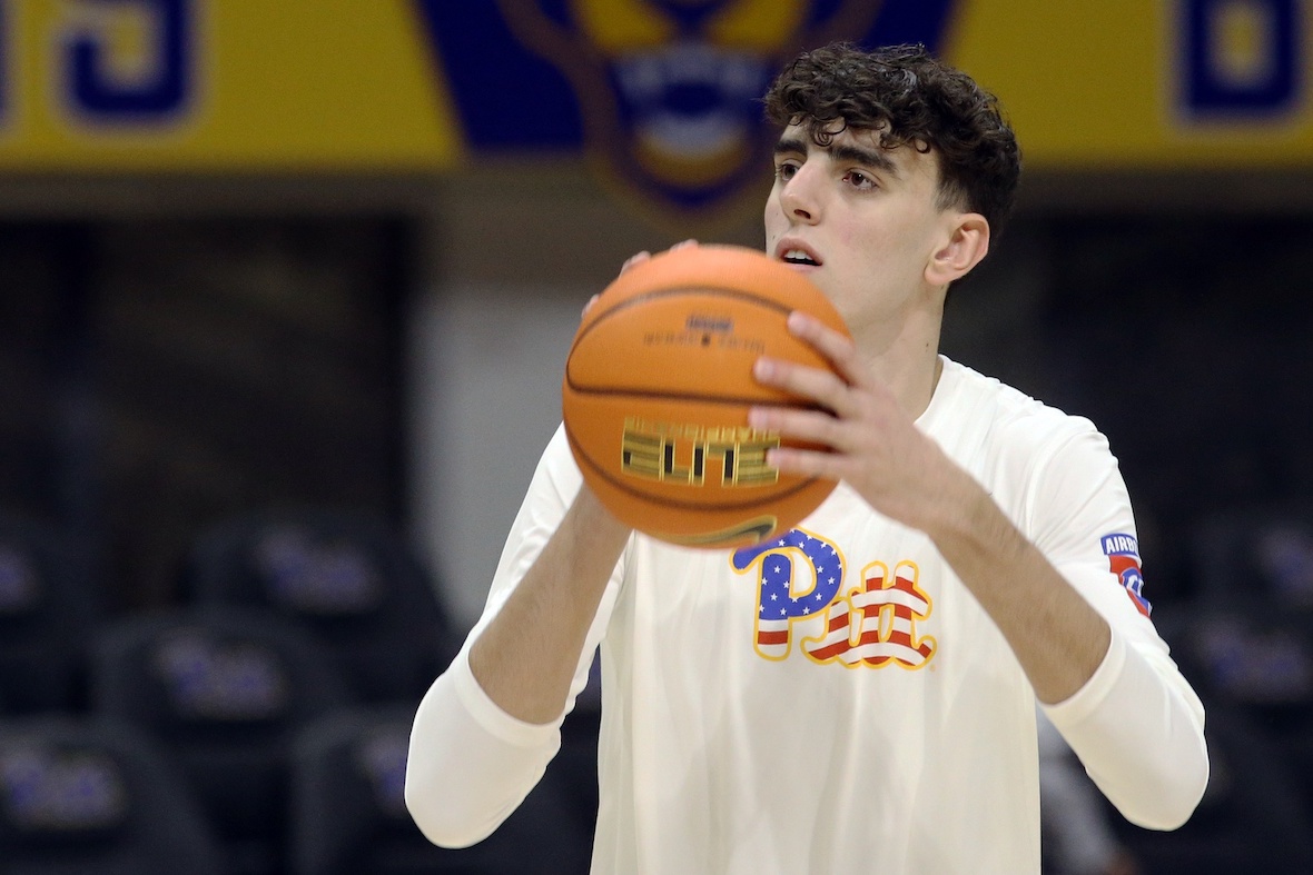 DiazGraham Giving Pitt Versatile Bench Spark Sports