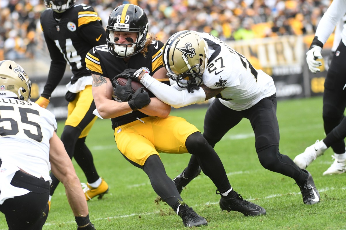 Pittsburgh Steelers wide receiver Gunner Olszewski (89) is stopped by New Orleans Saints cornerback Alontae Taylor (27) after a small gain during the first quarter. Mandatory Credit: Philip G. Pavely-USA TODAY Sports