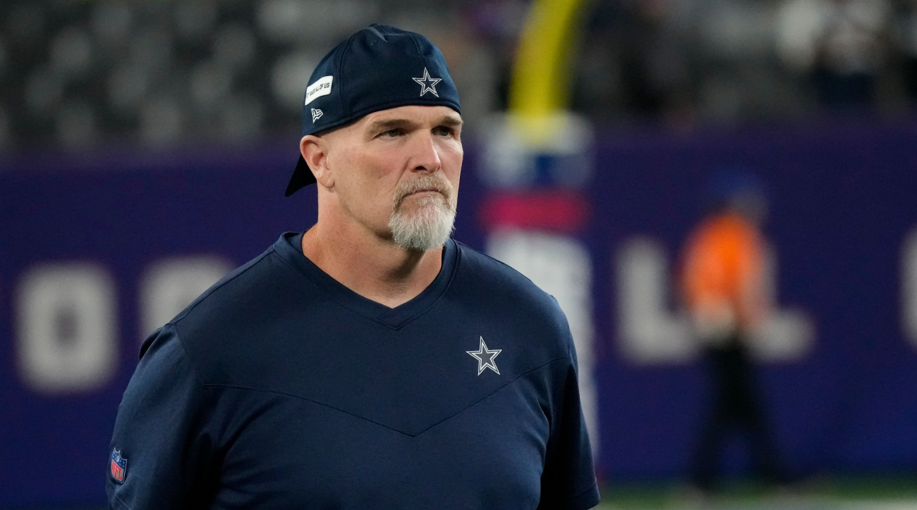 Dallas Cowboys defensive coordinator Dan Quinn during a game.