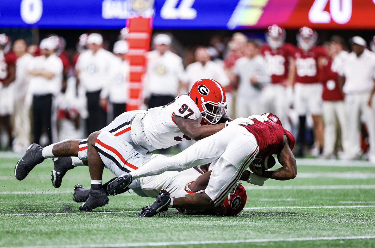 Vegas Makes Early Prediction For and Alabama's 2024 Regular