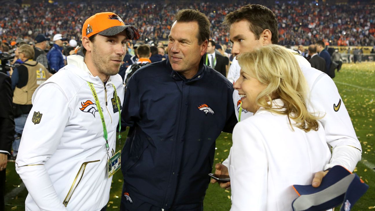 Denver Broncos coach Gary Kubiak (center) with son Klint (left) after the Broncos Super Bowl 50 victory in 2016. Credit: ESPN.com 