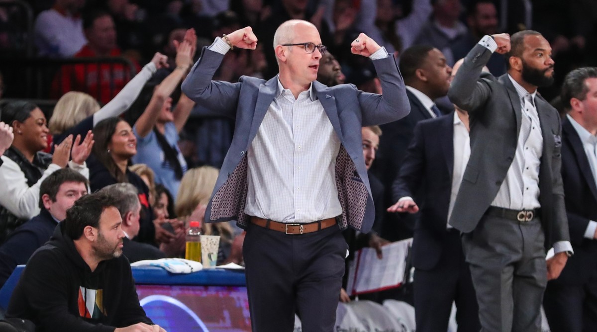 UConn Huskies coach Dan Hurley