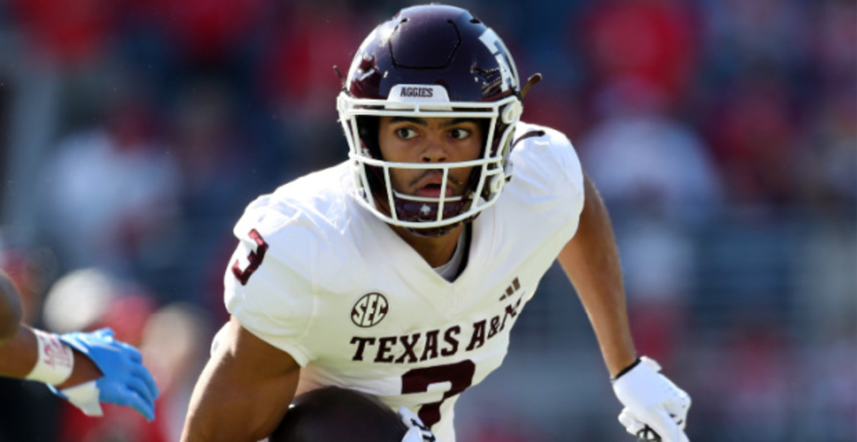 Texas A&M Aggies wide receiver Noah Thomas catches a pass during a college football game in the SEC.