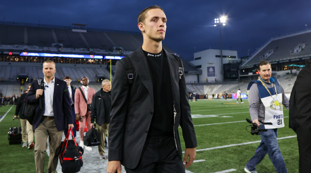Georgia quarterback Carson Beck enters Bobby Dodd Stadium for a game at Georgia Tech.