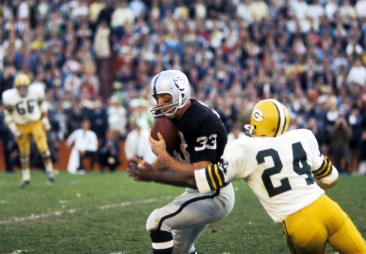 Super Bowl II featuring the Oakland Raiders and the Green Bay Packers is memorable even to this day for many reasons.