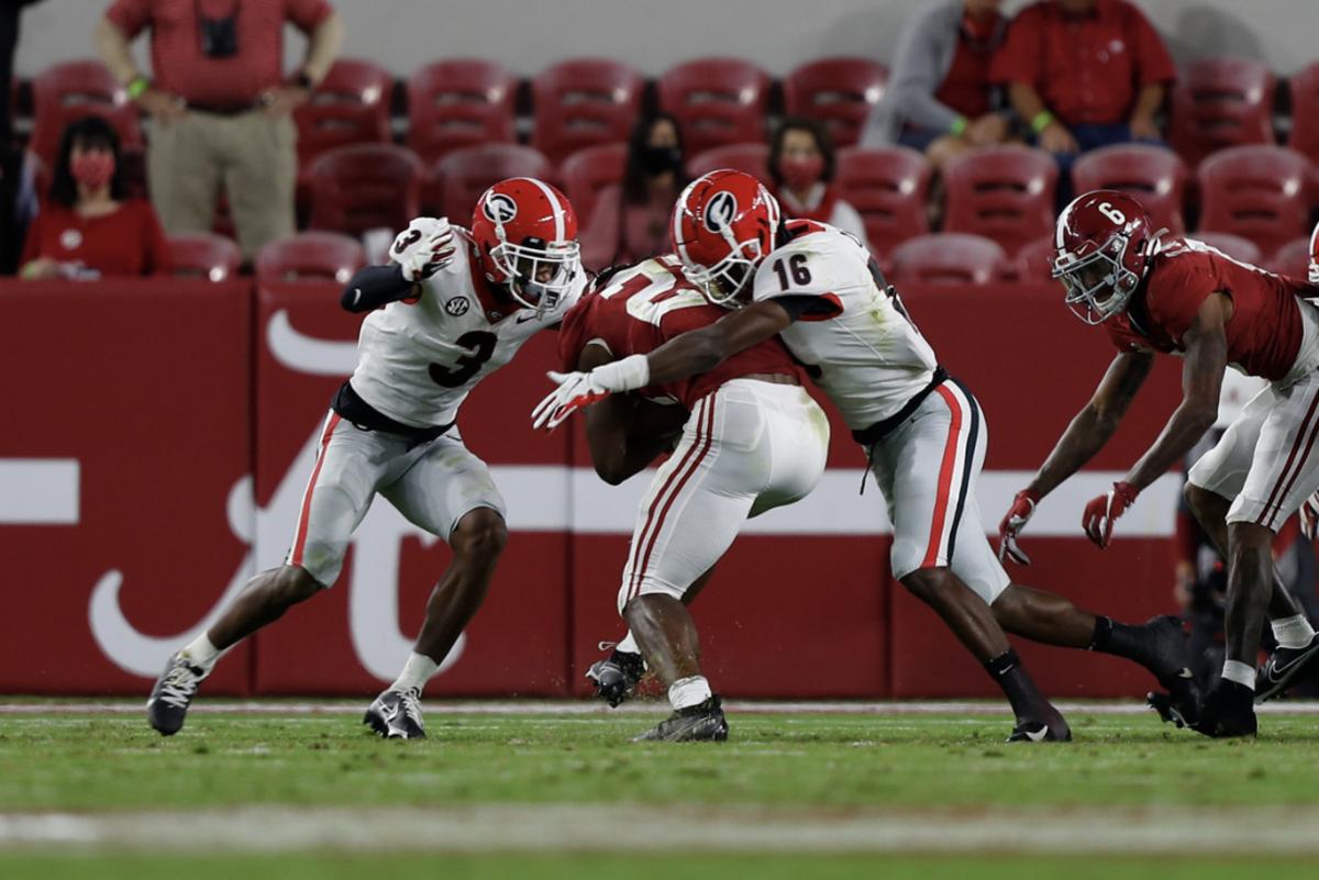 Georgia defensive back Tyson Campbell and Georgia defensive back Lewis Cine during the Bulldogs' game with Alabama in Tuscaloosa, Ala., on Saturday, Oct. 17, 2020. (Photo by Skylar Lien)