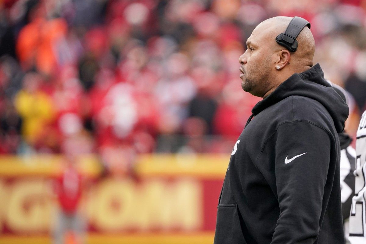 Coach Antonio Pierce and the Las Vegas Raiders want to change the narrative in the AFC West.