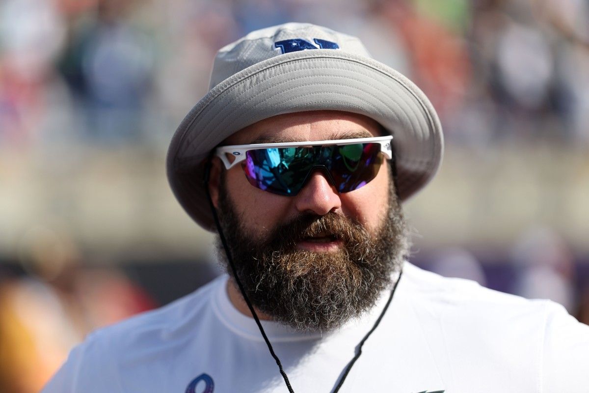 Eagles All-Pro center Jason Kelce