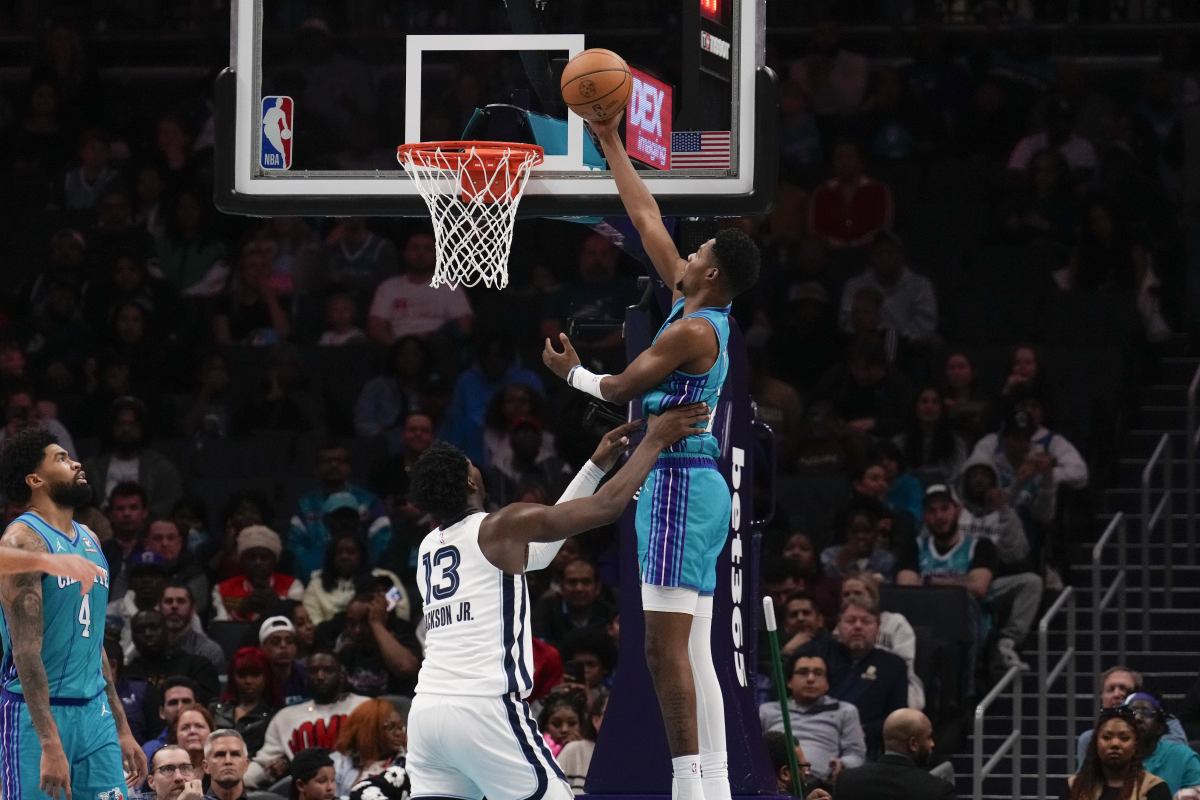 Charlotte Hornets: Brandon Miller Drops 18 Points En Route to Breaking  10-Game Skid - NBA Draft Digest - Latest Draft News and Prospect Rankings