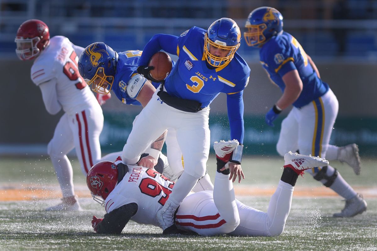 Taryn Christion (South Dakota State)