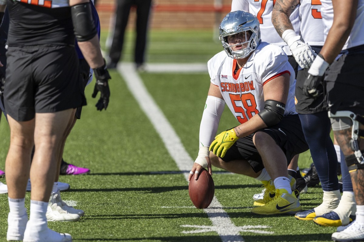 The center position should be a priority for the Las Vegas Raiders this offseason, and Jackson Powers-Johnson of Oregon will be the best available in the 2024 NFL Draft.