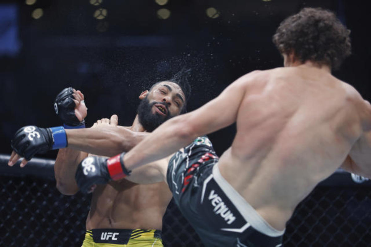 Roman Kopylov scored an emphatic head kick knockout over Claudio Ribeiro at UFC 291.