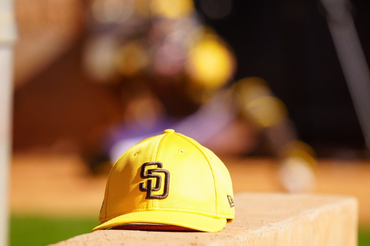 Padres Sign 17-Year-Old Mexican Pitching Prospect - Sports Illustrated ...