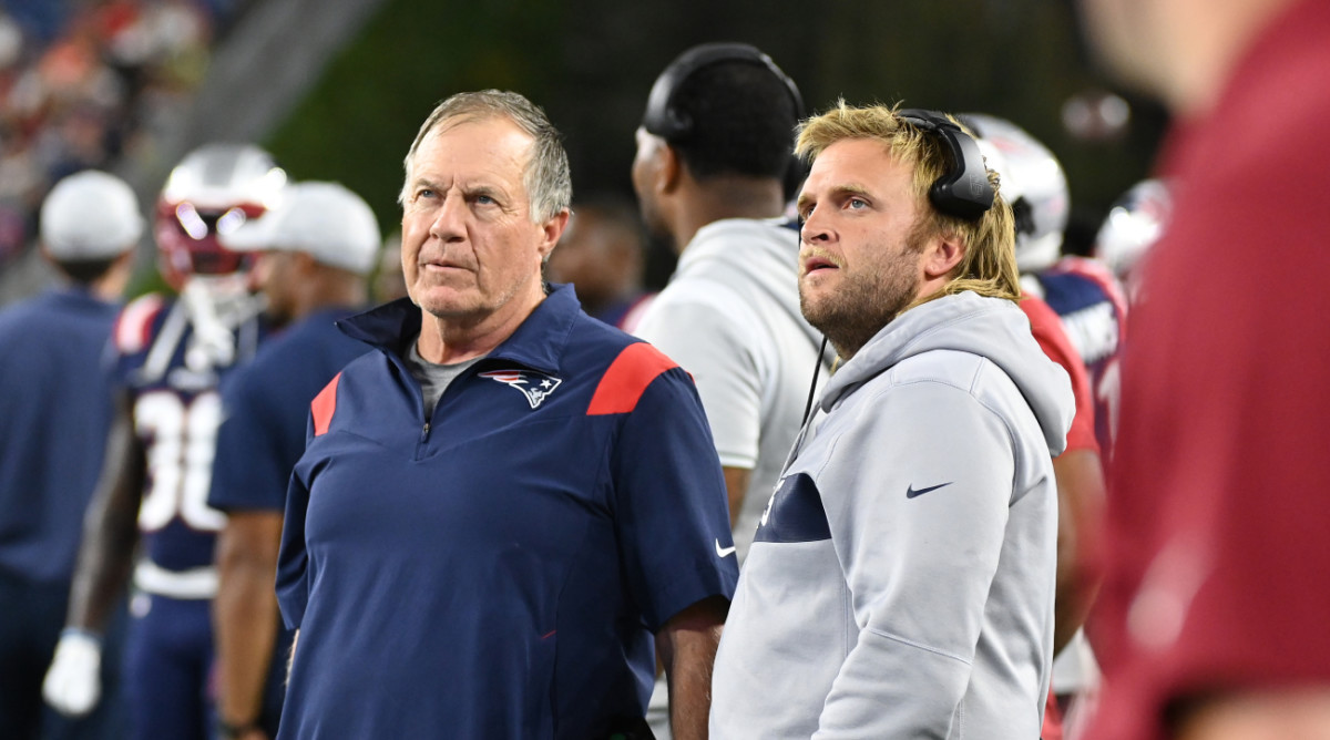 Bill Belichick with his son, New England Patriots assistant Steve Belichick, during a 2022 game.