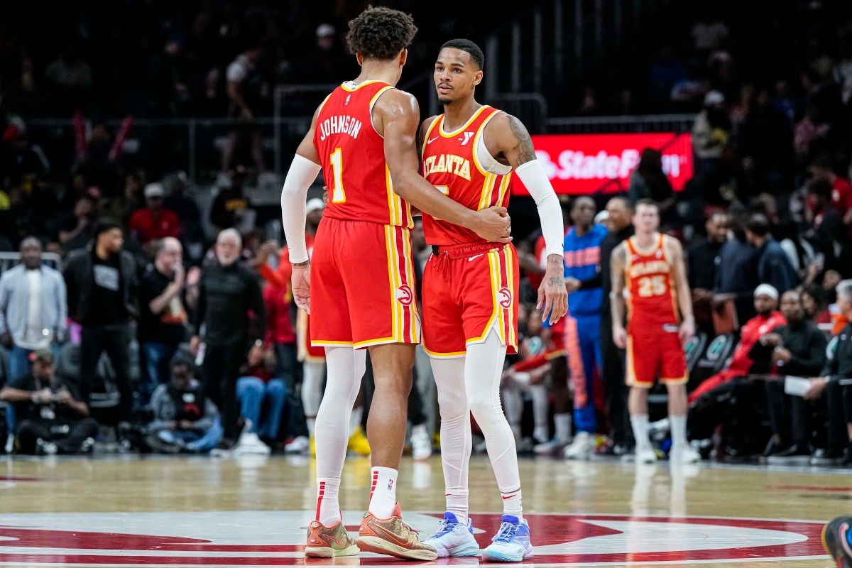 Dejounte Murray and Jalen Johnson against the Orlando Magic