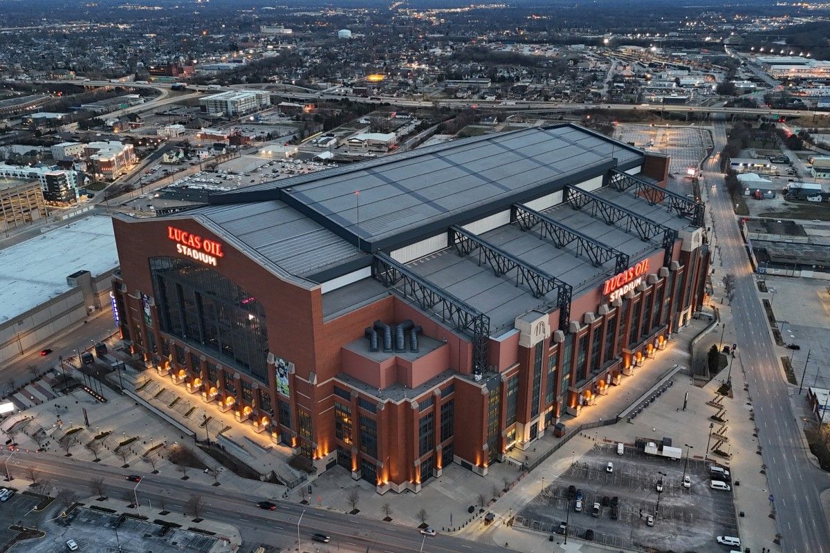 Tom Telescon, Antonio Pierce, and the Las Vegas Raiders are on the hunt for some new players here at the NFL Combine.