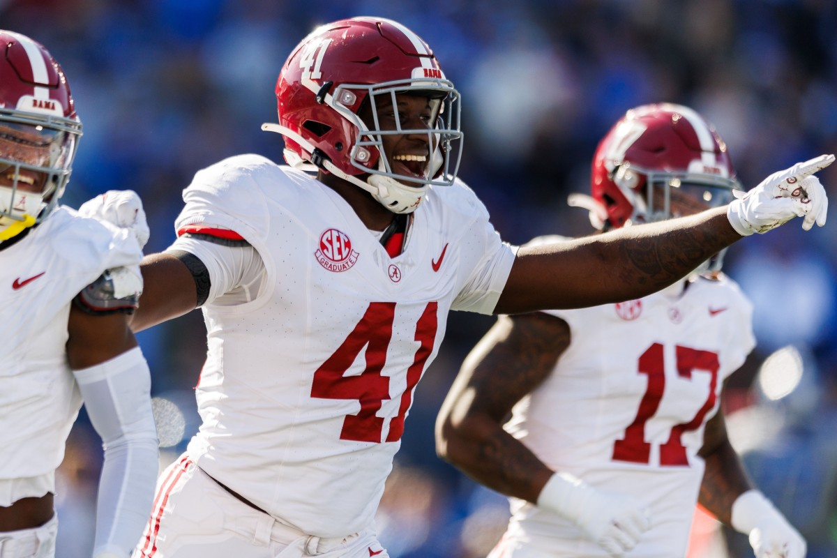 The Las Vegas Raiders have met with Alabama defensive end Chris Braswell, who could bolster their defensive line.