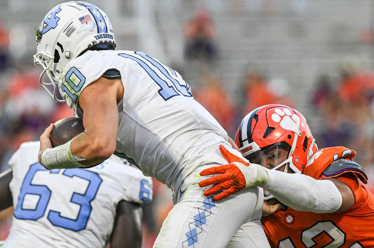 QB Drake Maye