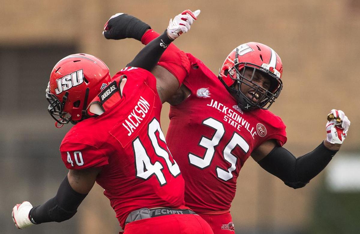 Oct. 14, 2017; Jacksonville State defensive end Darius Jackson (40) celebrates with linebacker Quan Stoudemire (35) against Eastern Kentucky
