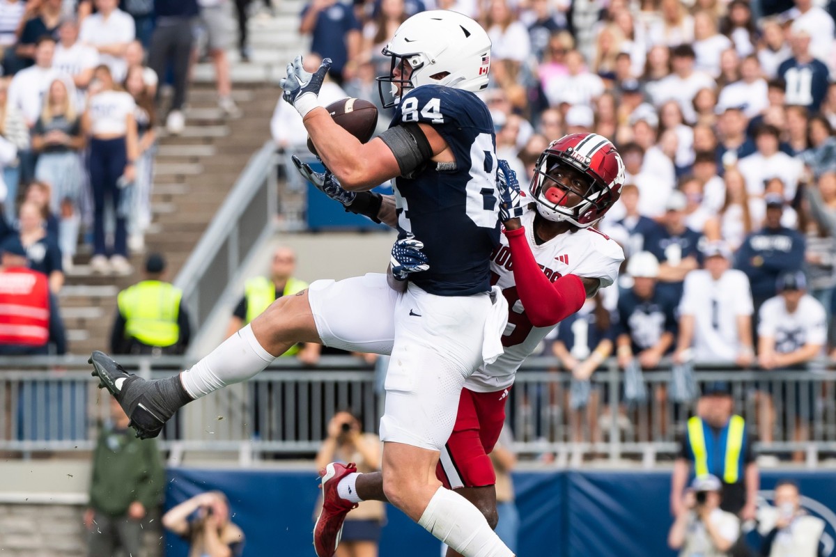 Penn State tight end Theo Johnson catches a 16-yard scoring pass against Indiana. © Dan Rainville / USA TODAY NETWORK