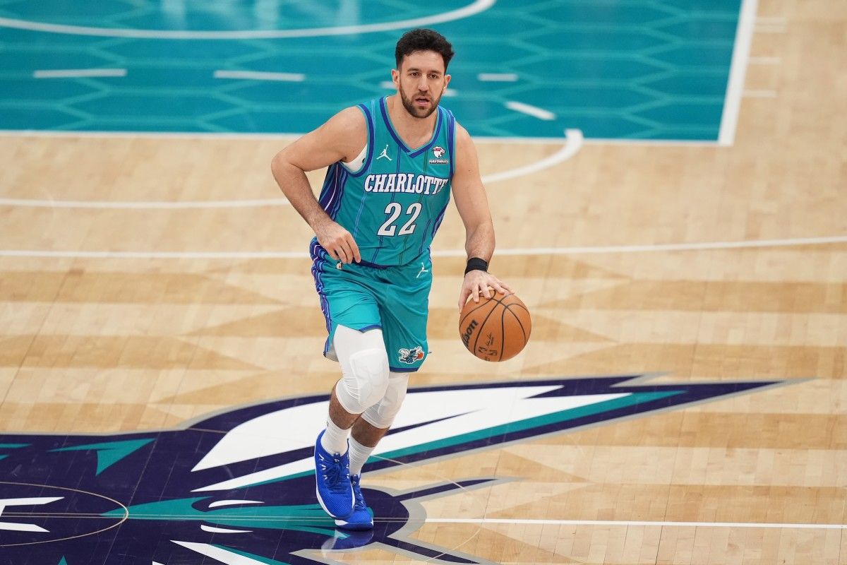 Vasilije Micic, Charlotte Hornets