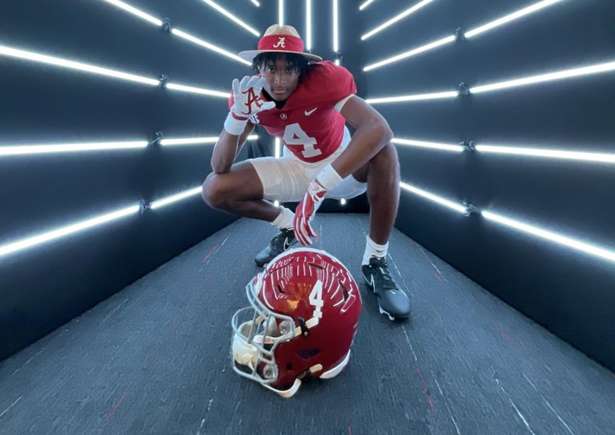 2026 5-star WR Aaron Gregory during an unofficial visit to Alabama. (Photo courtesy of Aaron Gregory)
