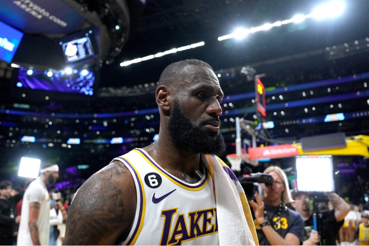 BREAKING: LeBron James Made NBA History In Nuggets-Lakers Game - Fastbreak on FanNation