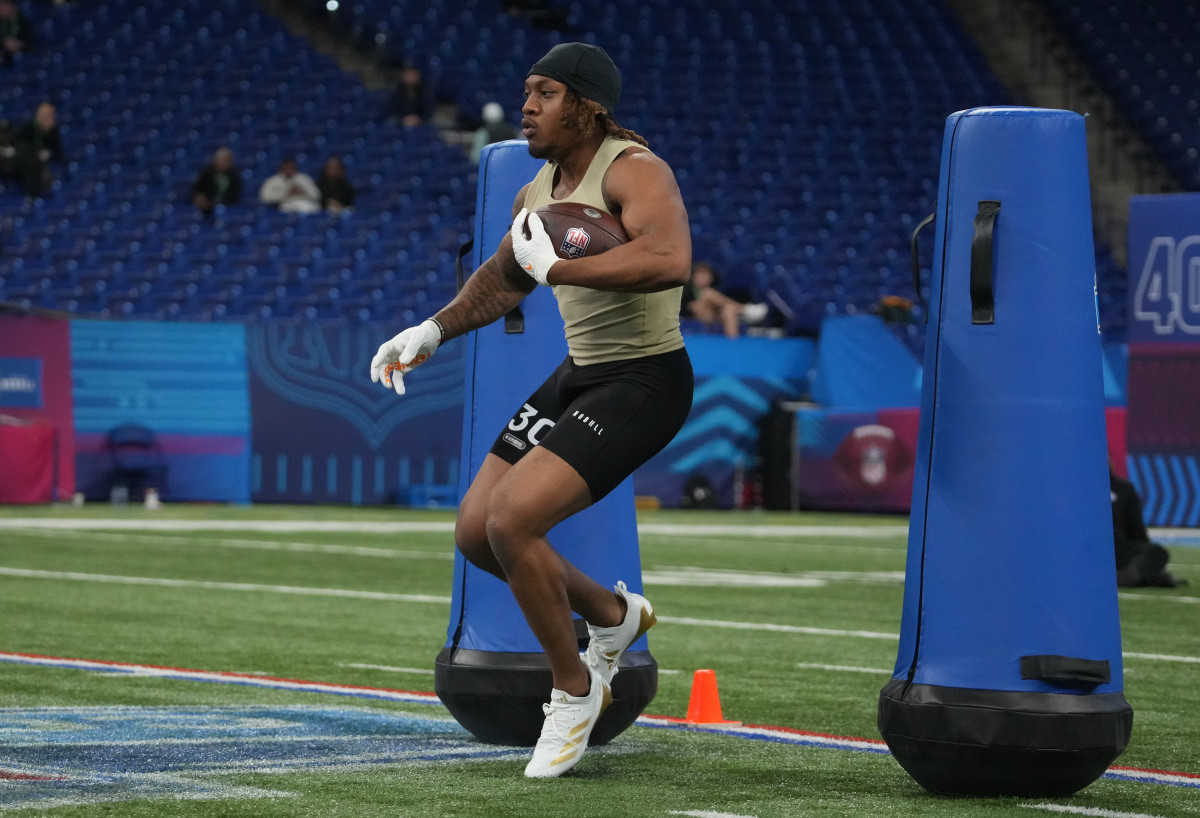 Former Tennessee Volunteers RB Jaylen Wright during drills at the 2024 NFL Combine. (Photo by Kirby Lee of USA Today Sports)