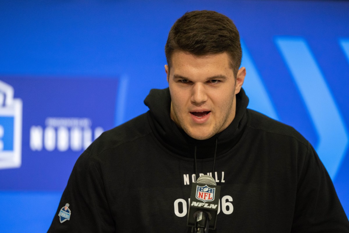 Duke offensive lineman Graham Barton is one of the most versatile offensive linemen in the 2024 NFL Draft.