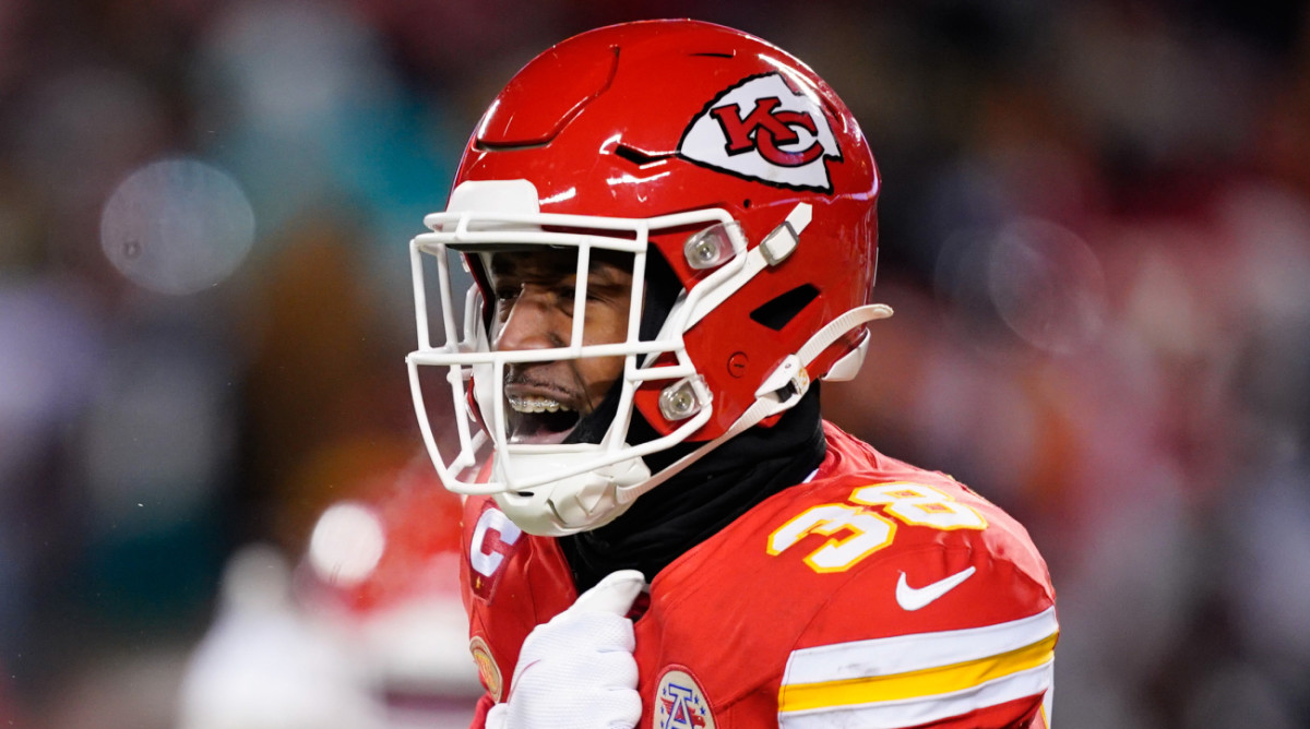 Chiefs cornerback L’Jarius Sneed reacts to a play during the AFC Wild-Card Game.